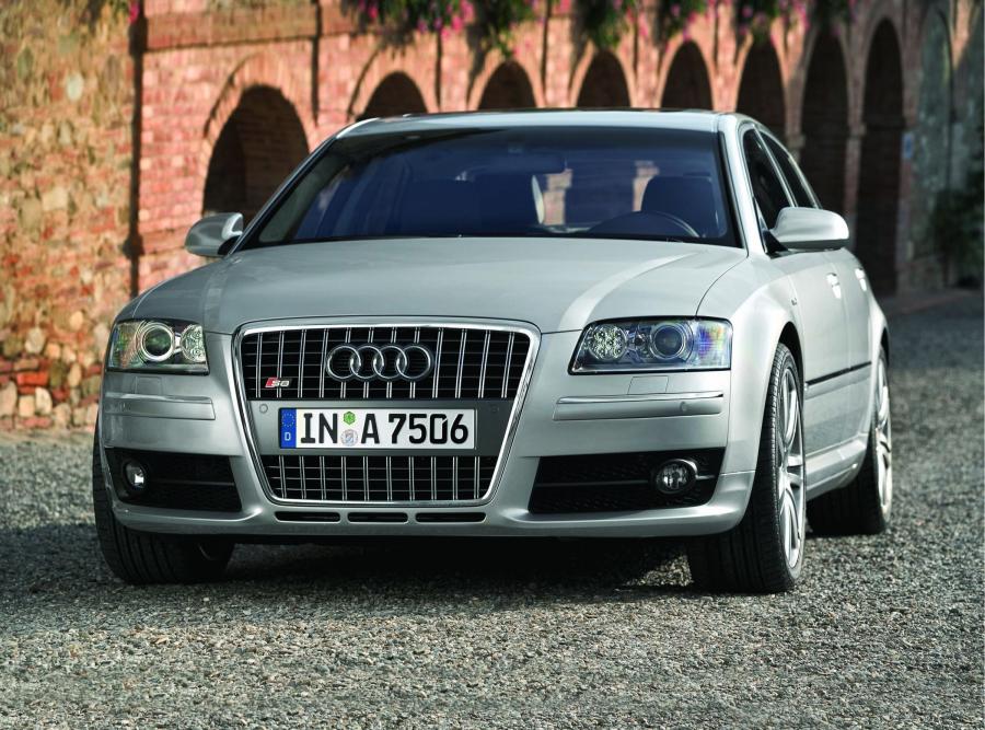  Audi S8 (D3) 2005 года  (WW) (фото 46 из 61)